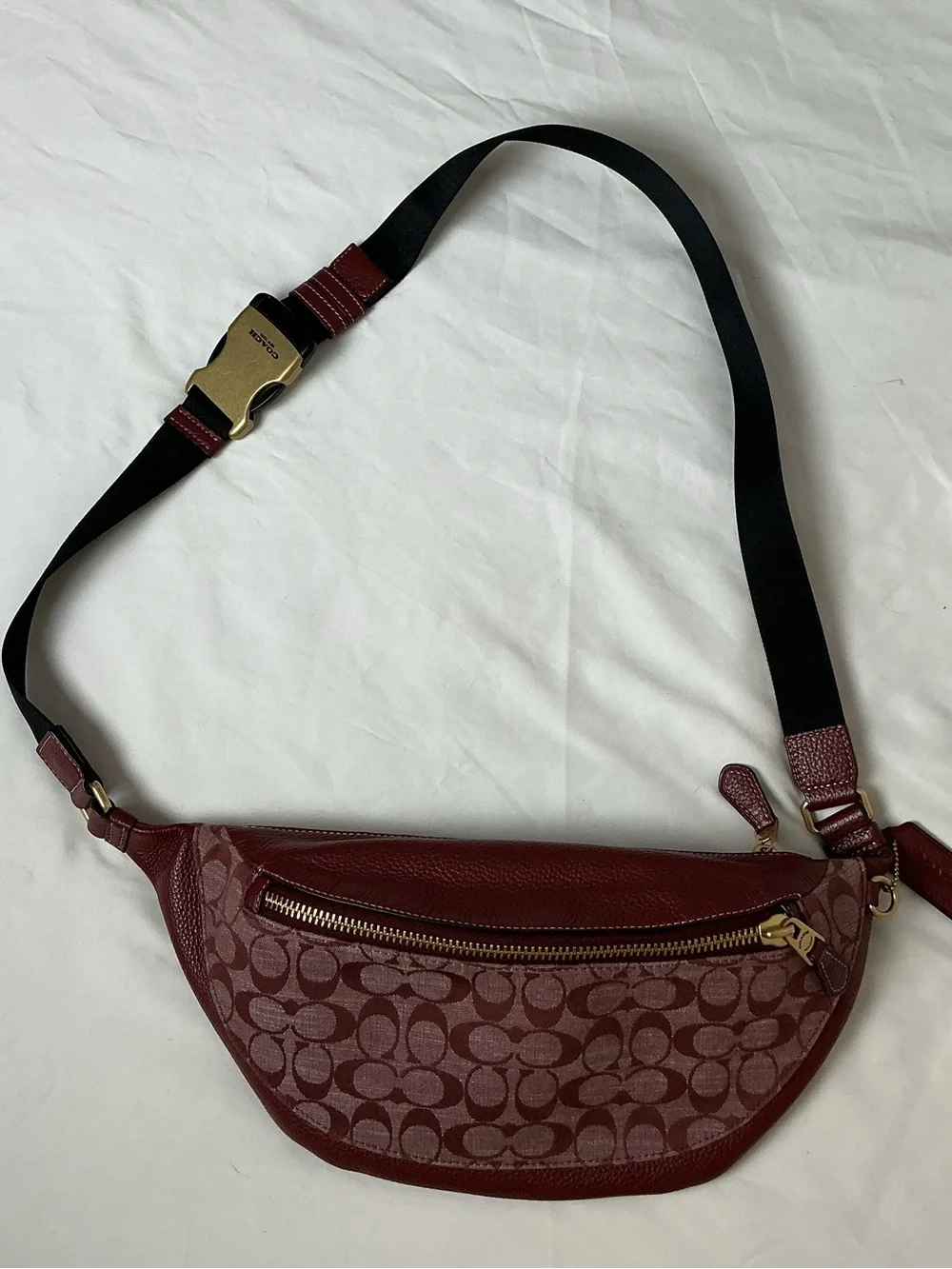 Coach Signature Jacquard Leather Belt Bag Fanny Pack Burgundy Maroon CG994