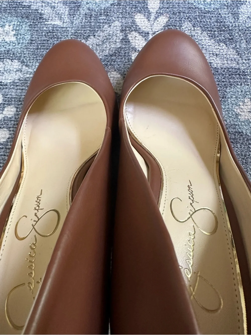 Jessica Simpson slip into