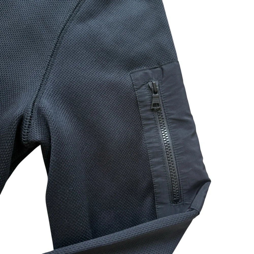 Banana Republic sleek banana