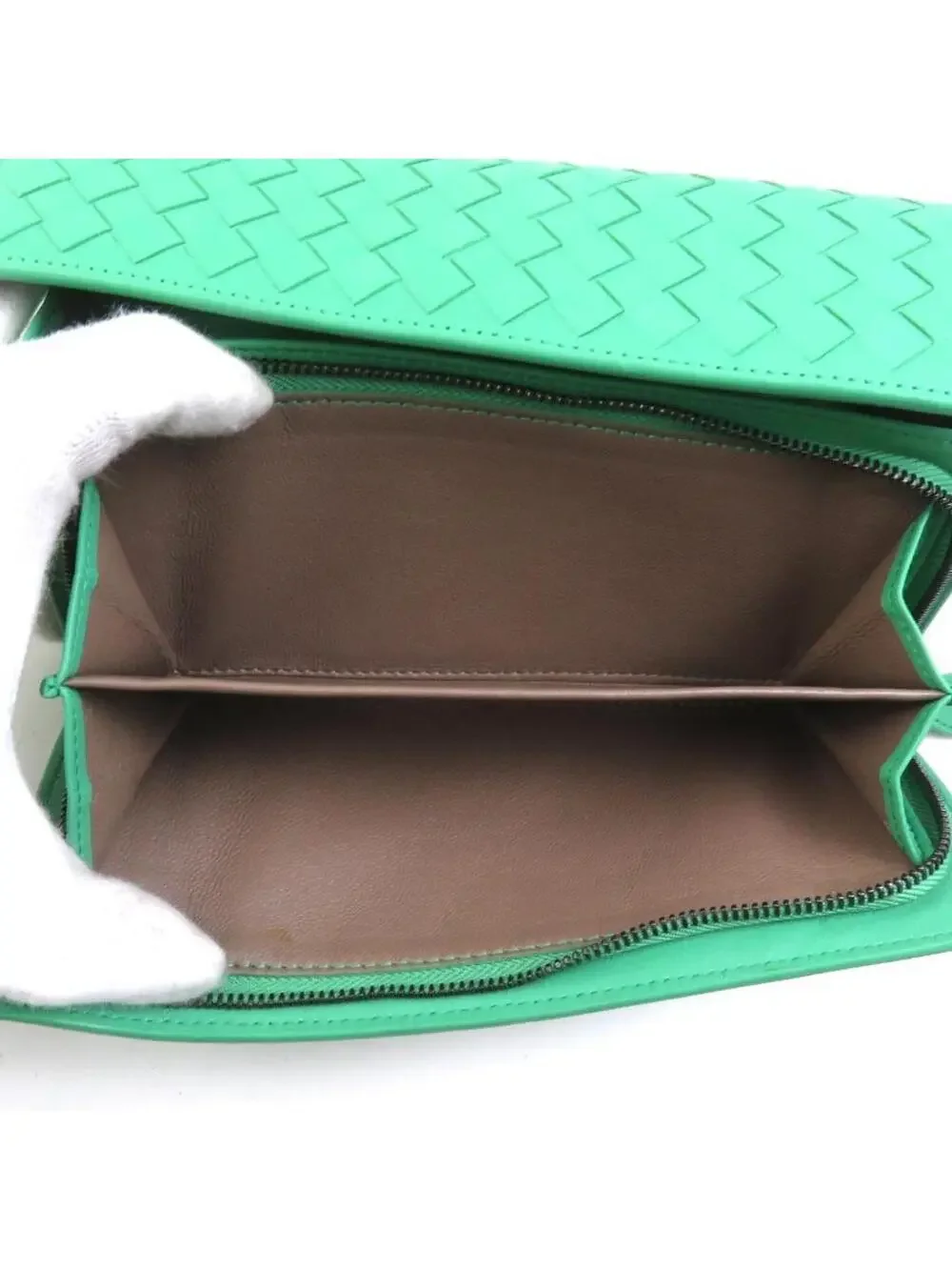 Bottegaveneta indulge luxury