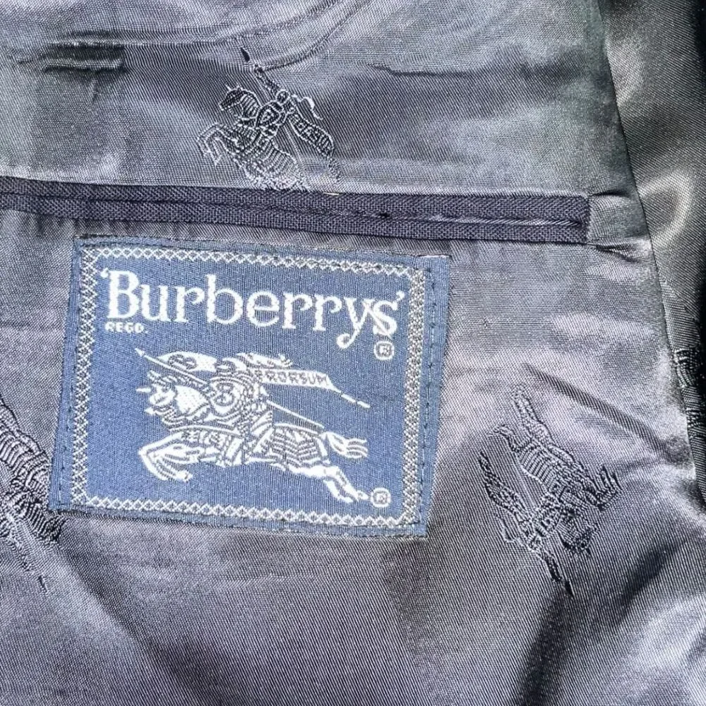 Burberry 🧨 burberry’s
