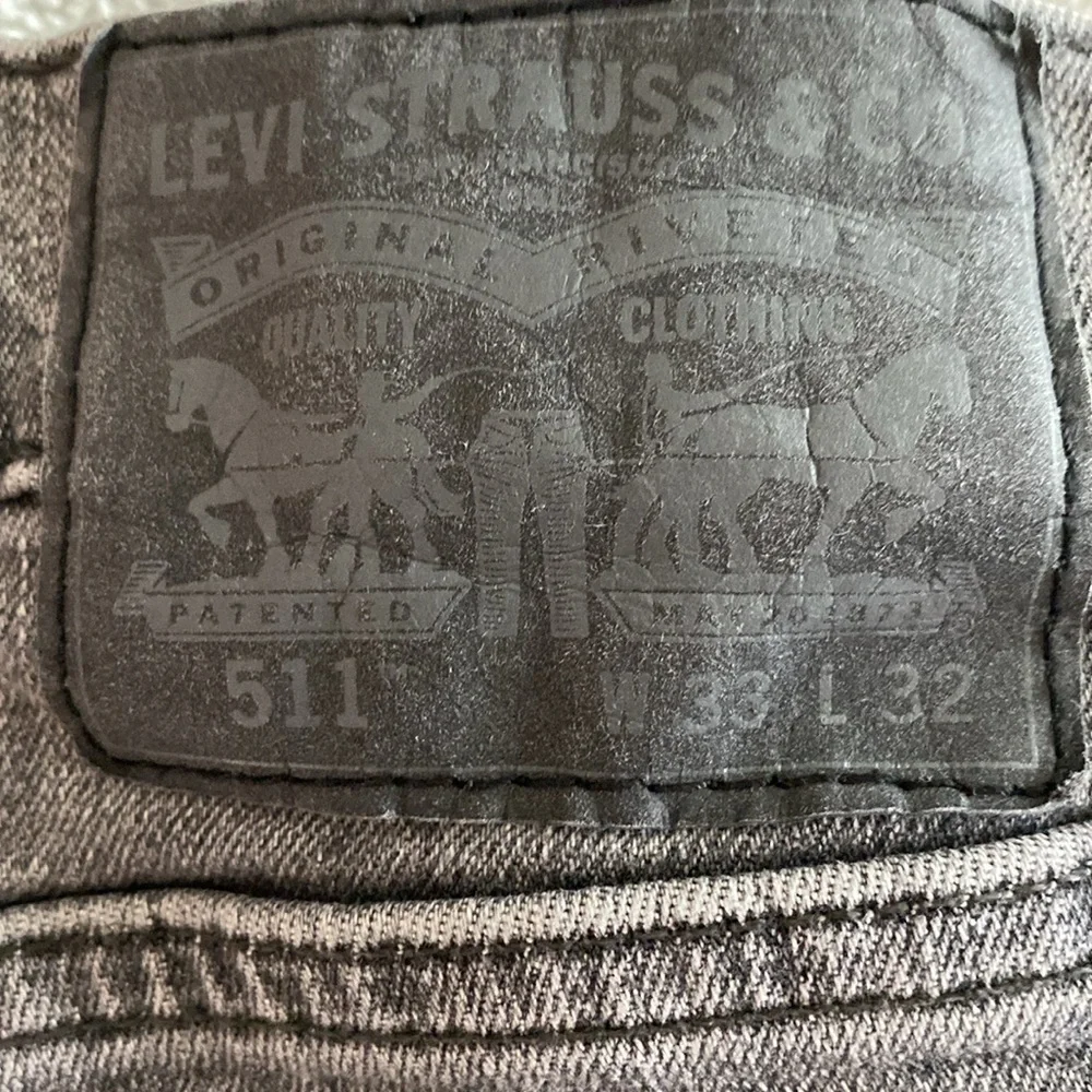 Levis smoke free