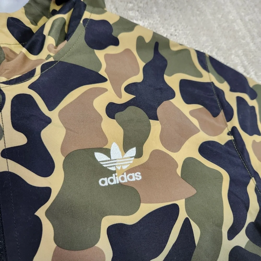 Adidas Jacket Men Small Duck Camo Windbreaker Water Resistant Black Skate Hoodie