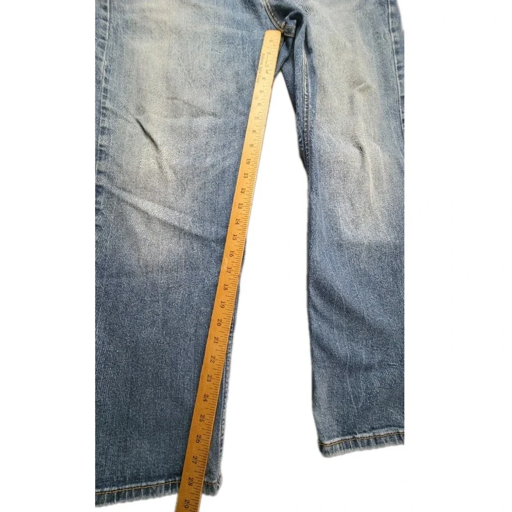 Levis all flaws