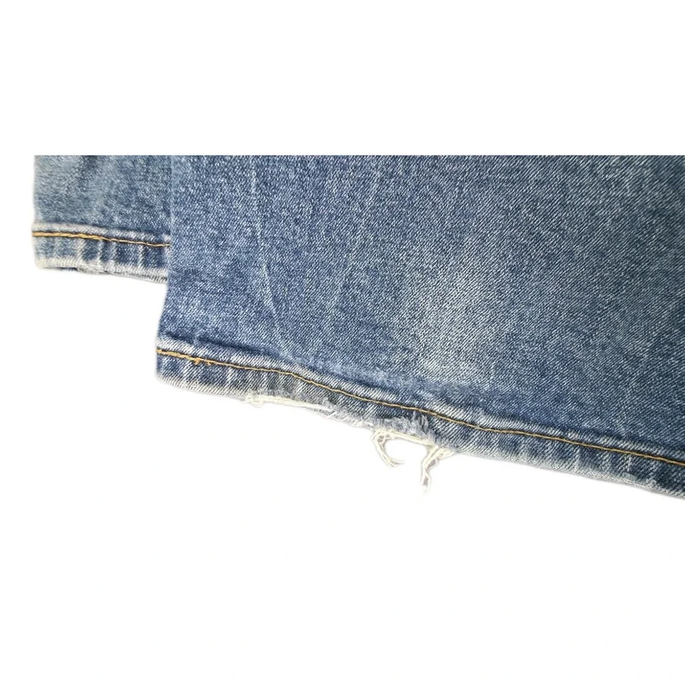 Levis all flaws