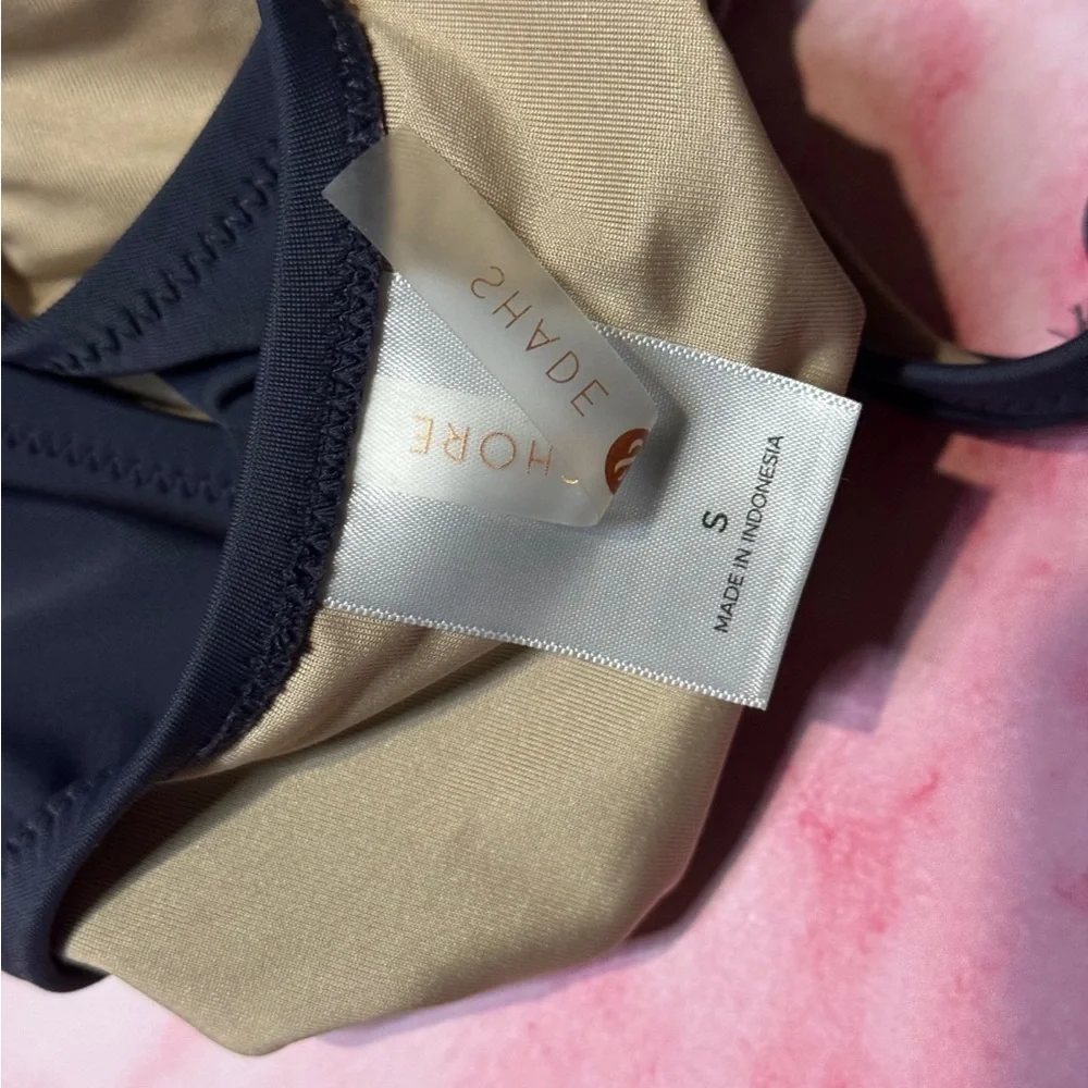 Shade & Shore sleek flattering