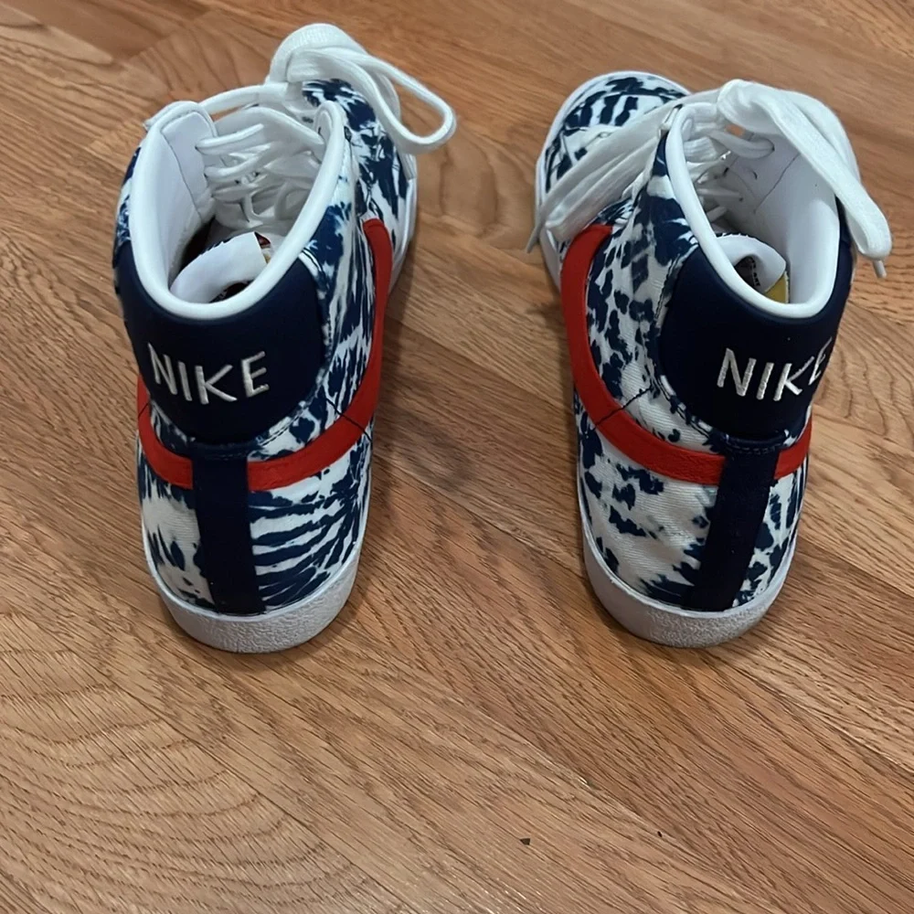 Nike stylish high