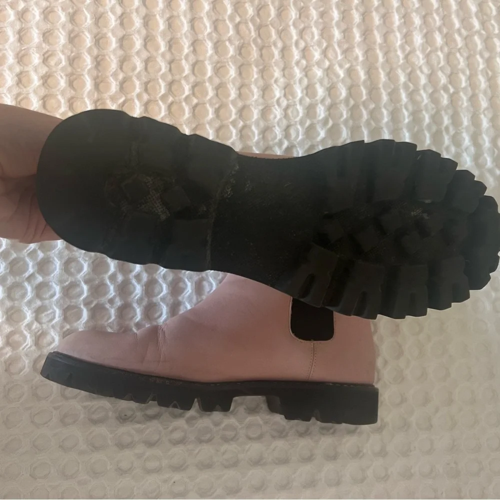 J. Crew step out