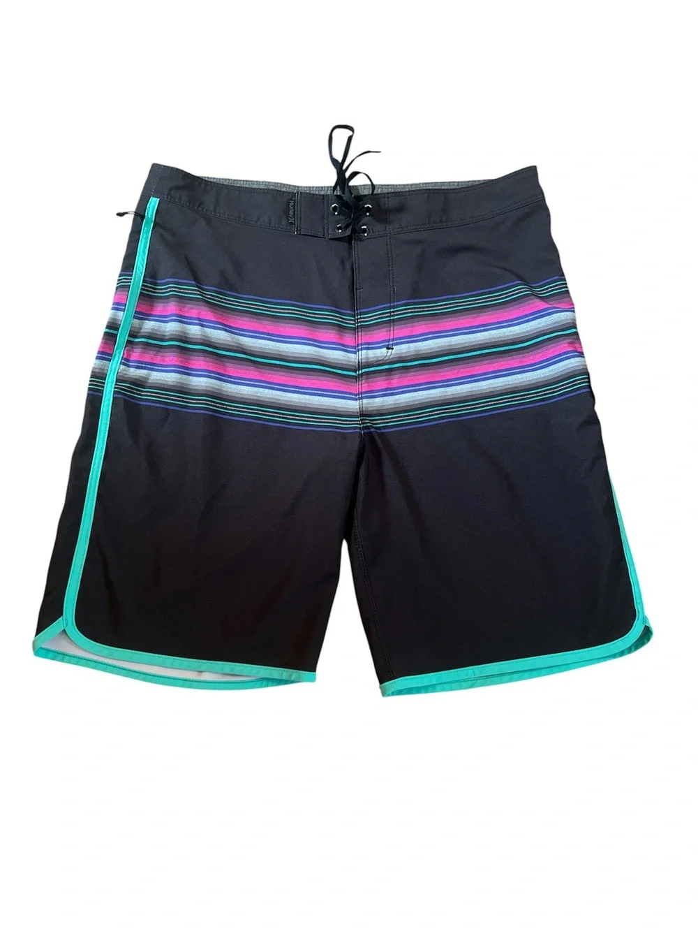 Hurley men swim