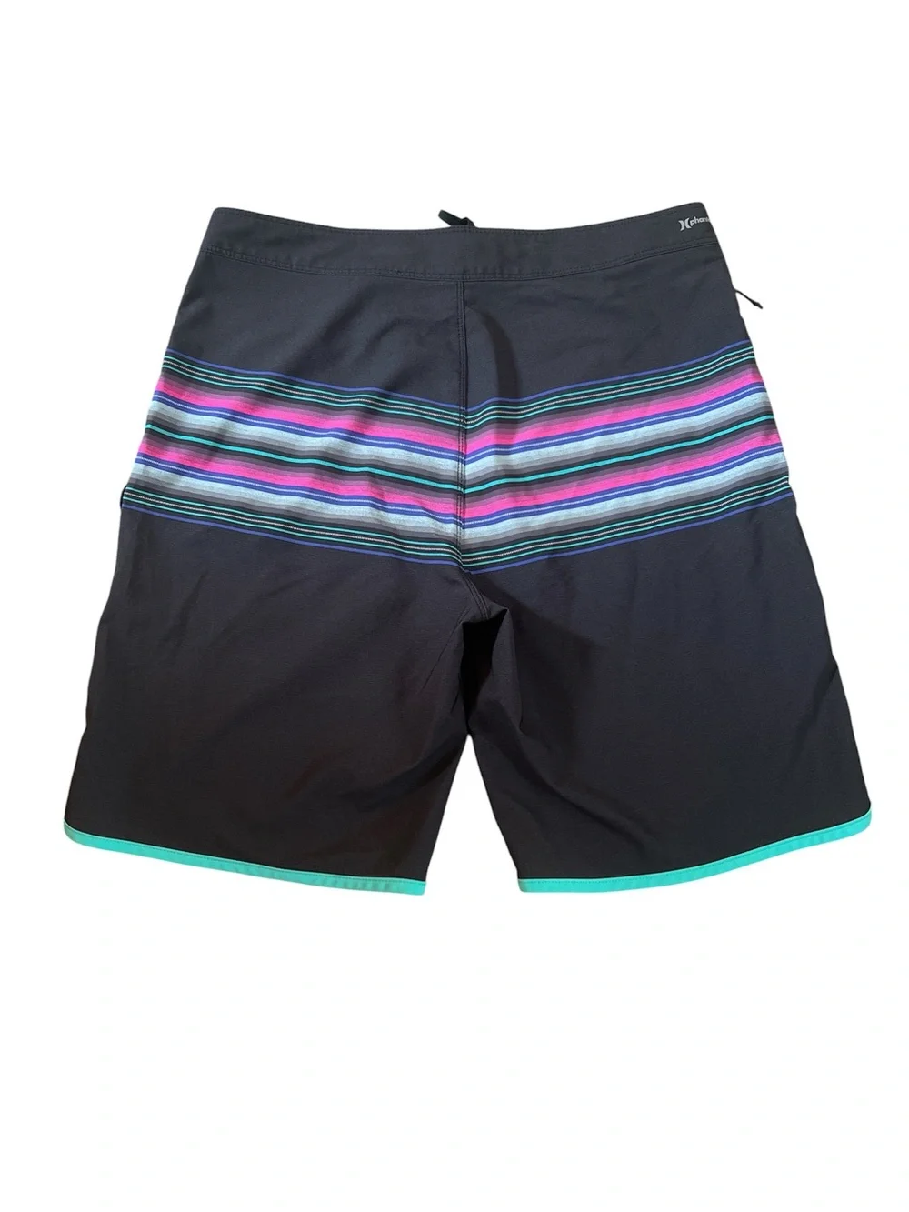 Hurley men swim