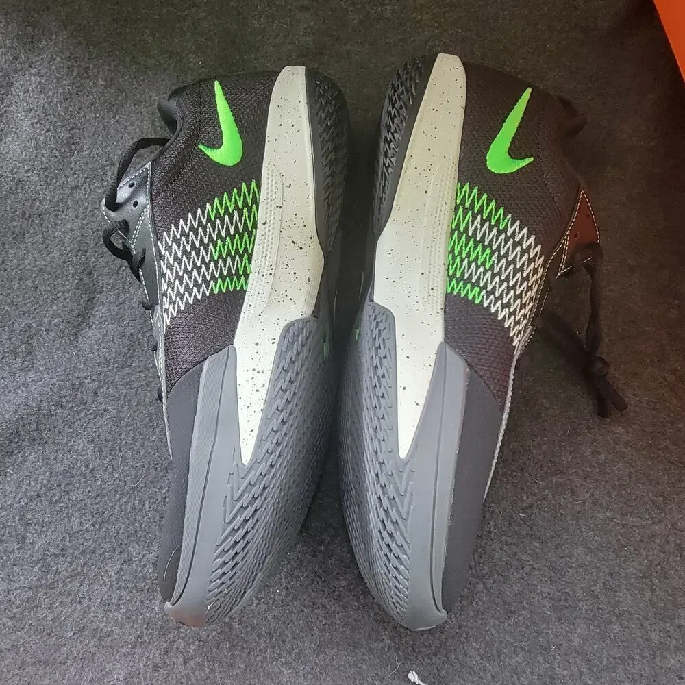 NIKE AIR ZOOM G.T. CUT ACADEMY BLACK/VOLT-ANTHRACITE SIZE‎ MEN'S 13