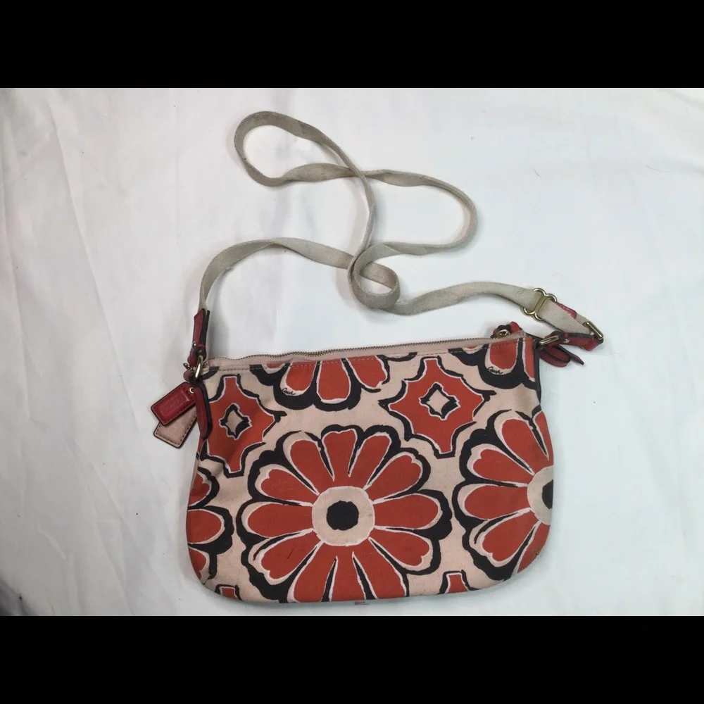 Coach poppy print