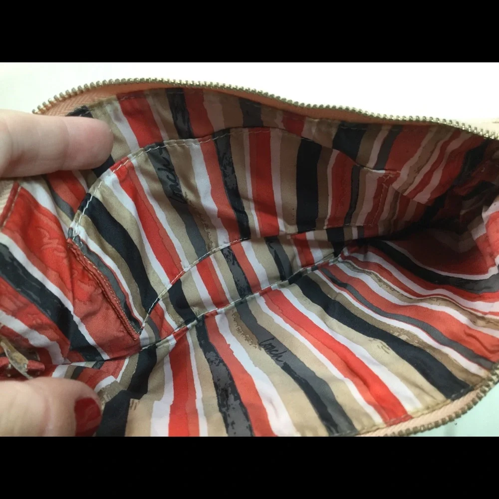 Coach adjustable note
