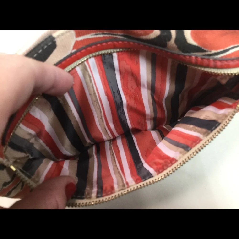 Coach hangtags zip note