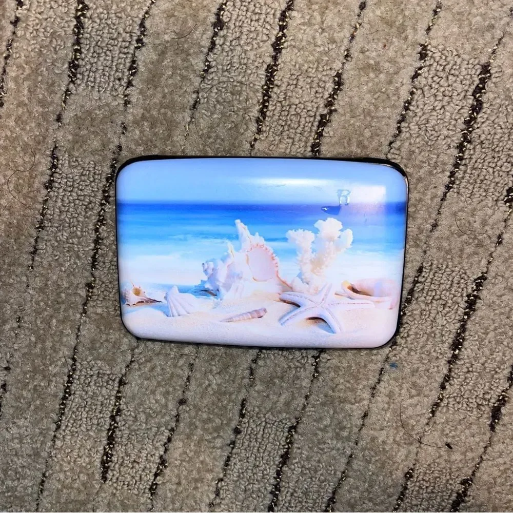 Vintage compact key
