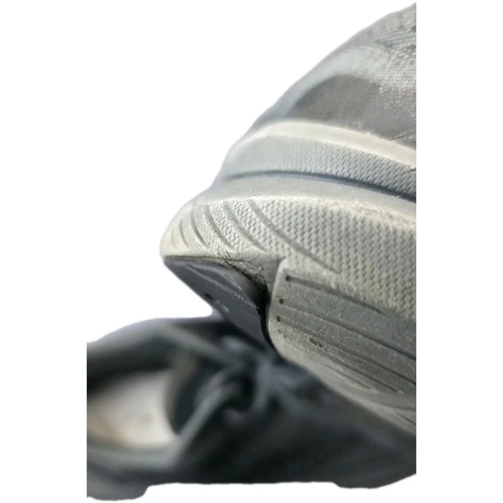 Hoka One One one mach