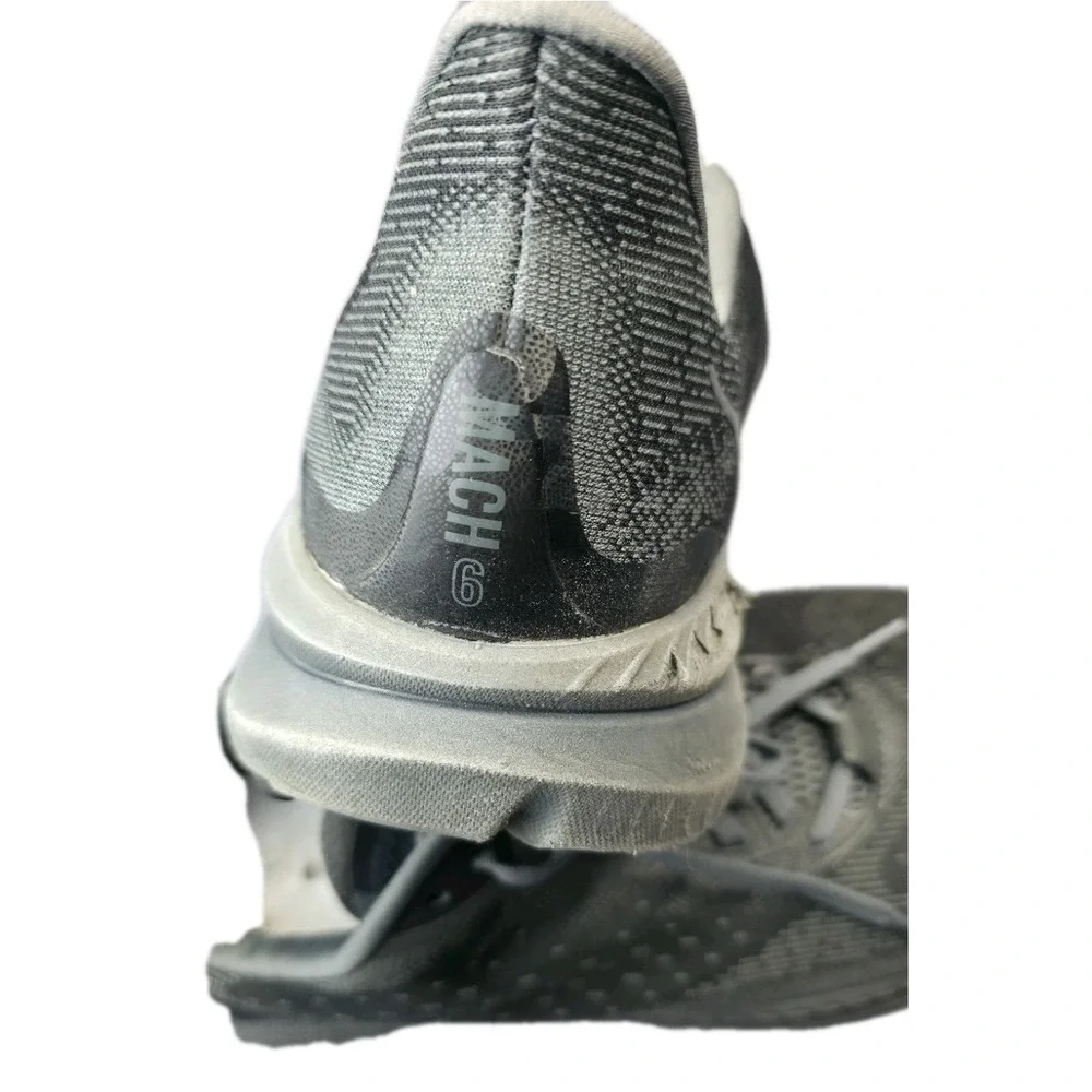 Hoka One One one mach