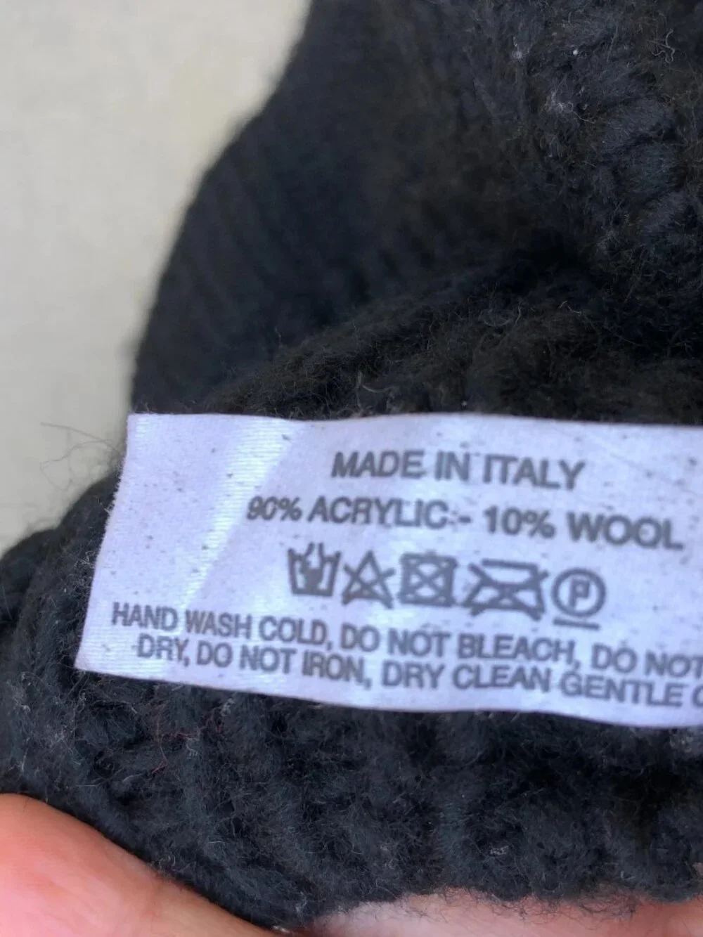 Unbranded wool blend