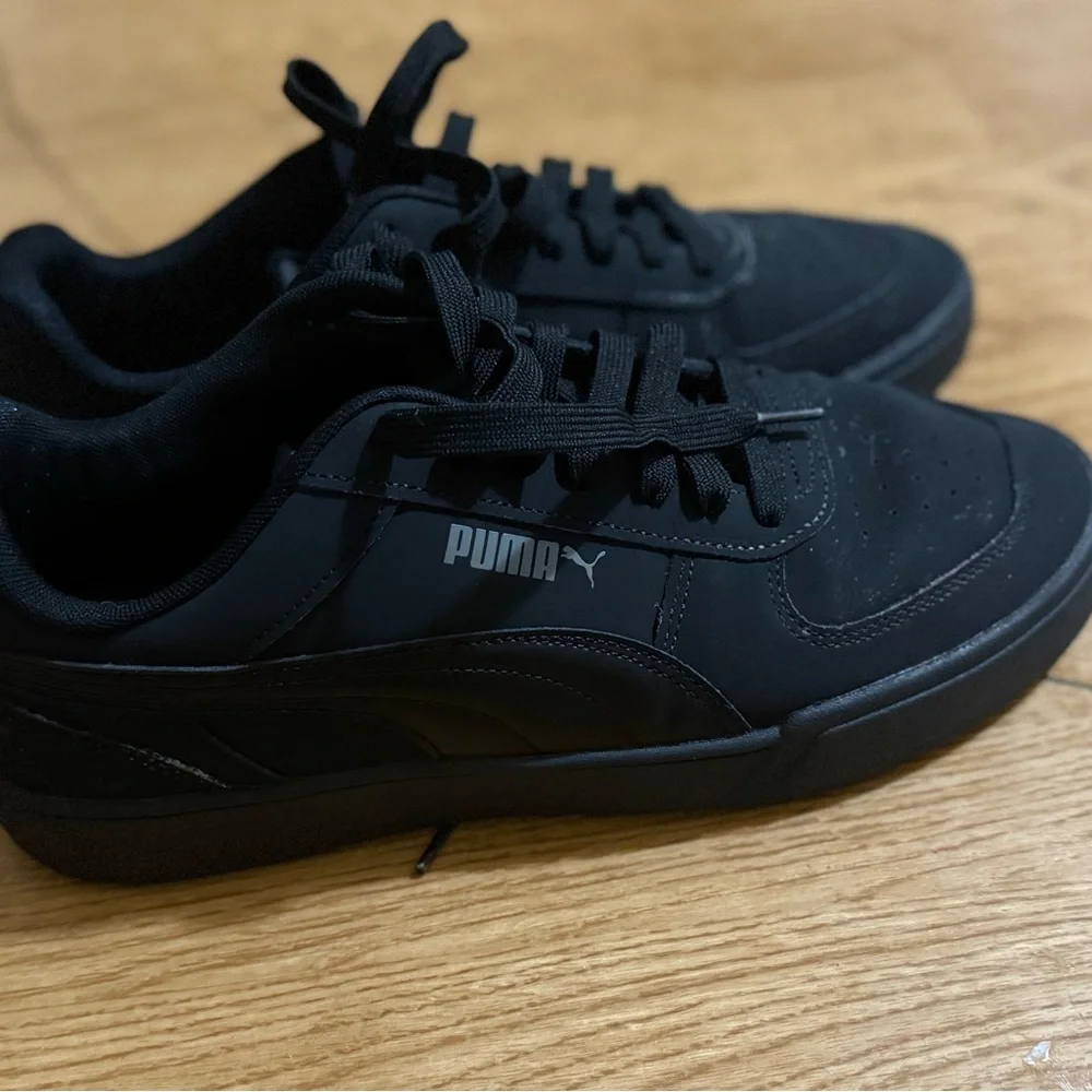 Puma sneakers stylish perfect