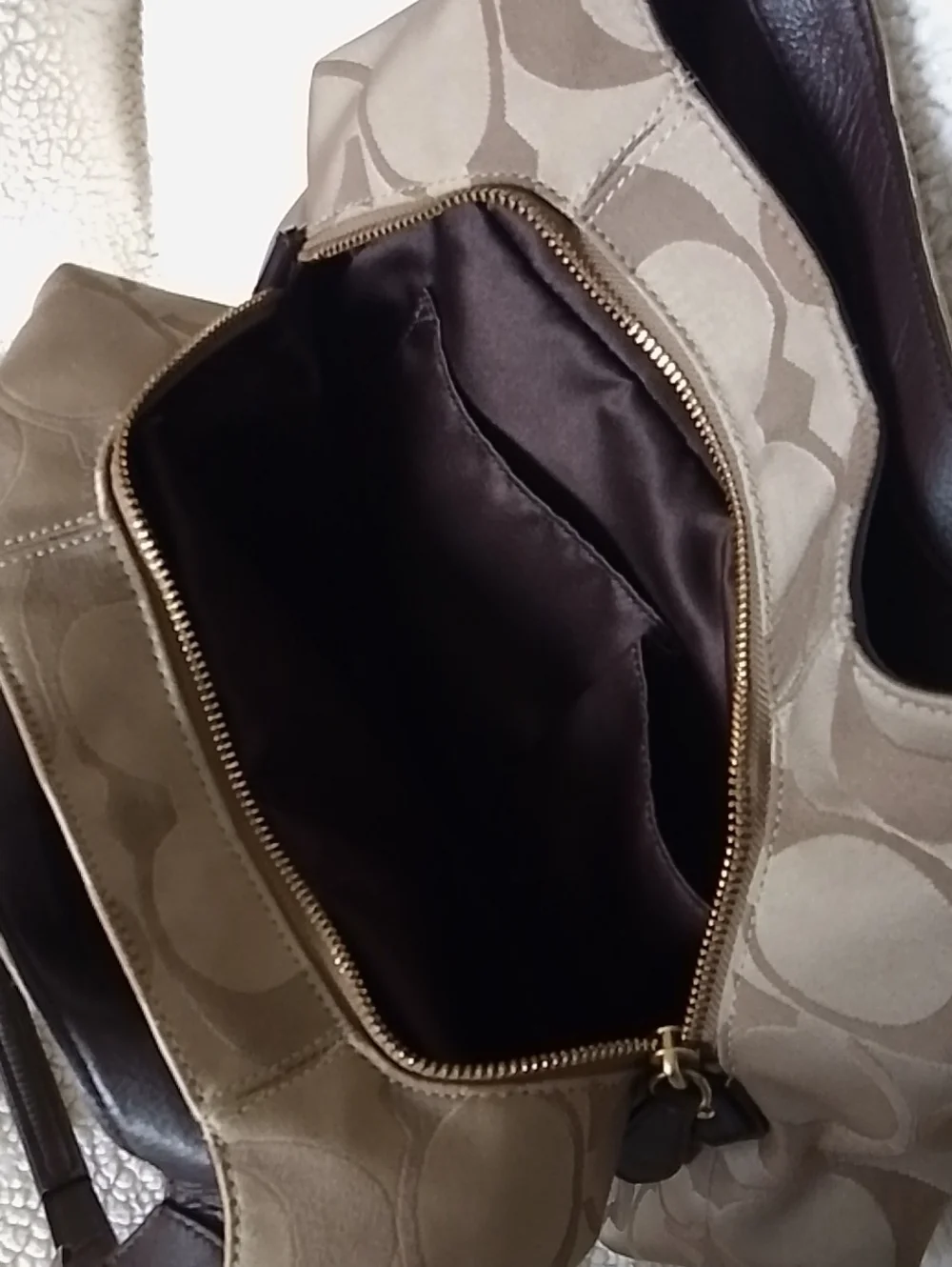 Coach zippers odors buy