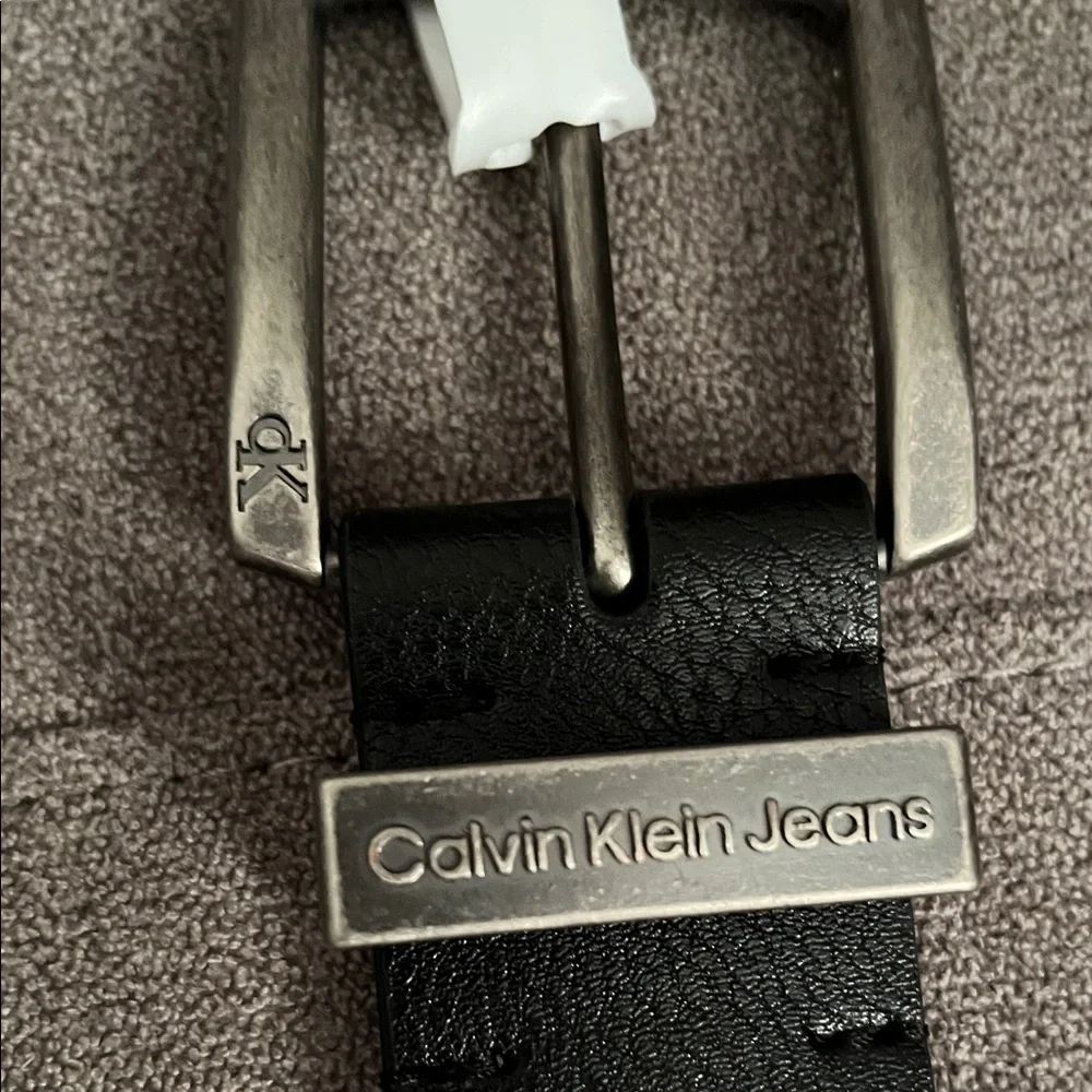 Calvin Klein Jeans minimalist white