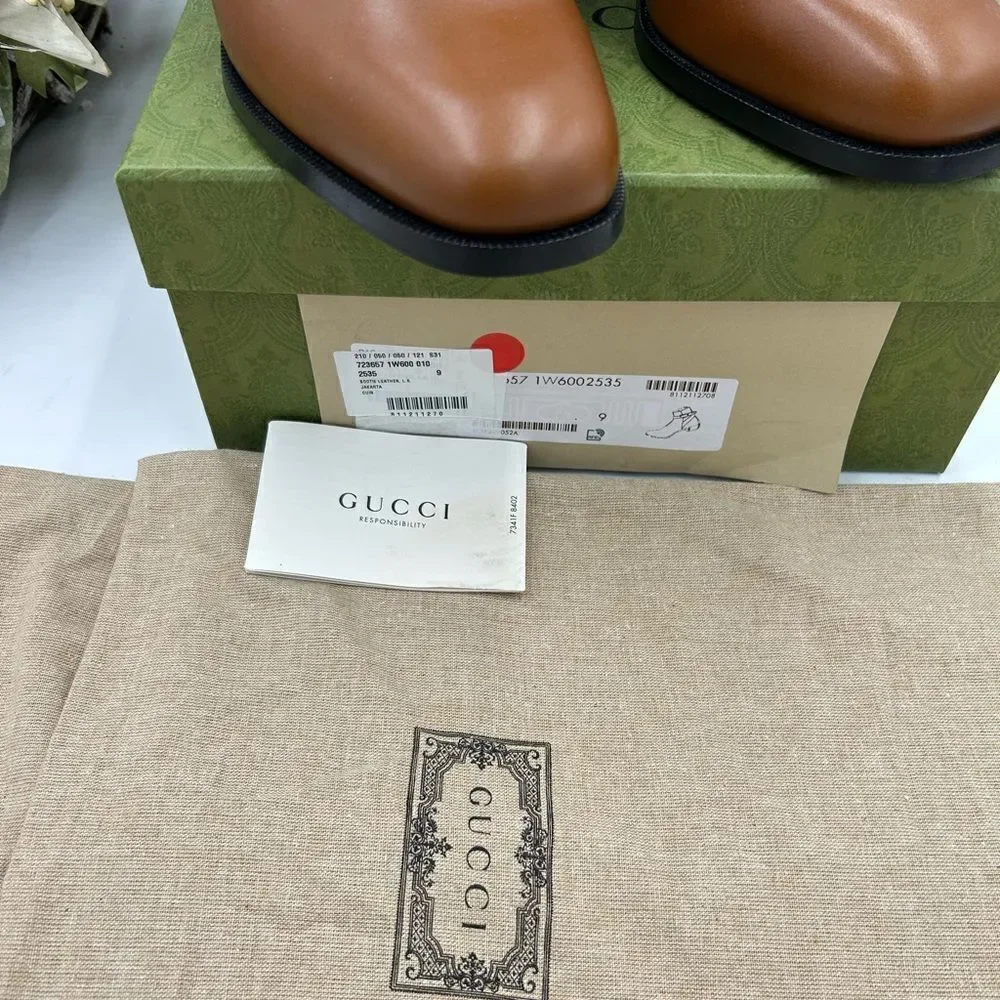 Gucci absolutely new
