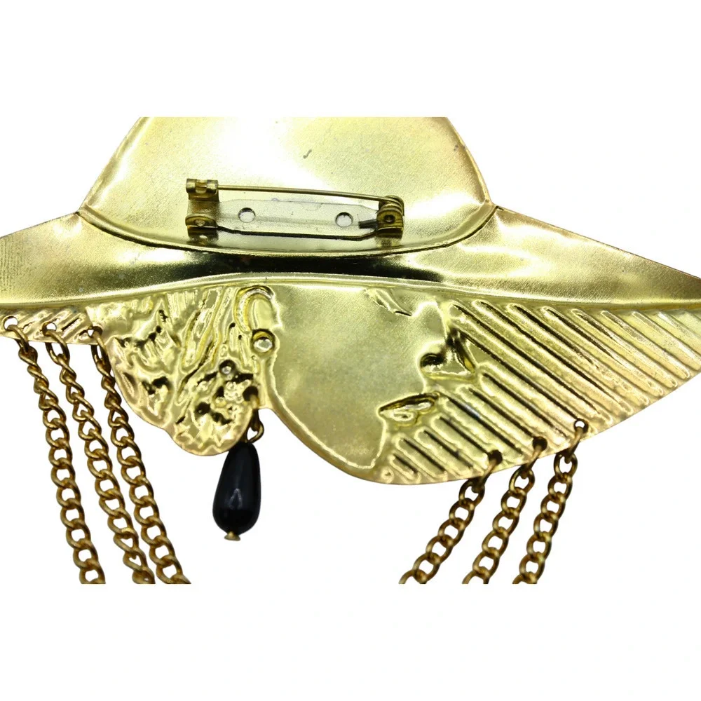 Vintage statement pin