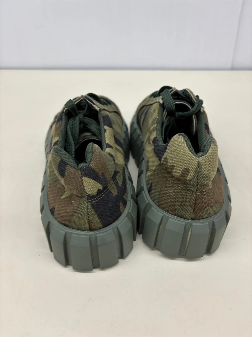 No brand stylish olive