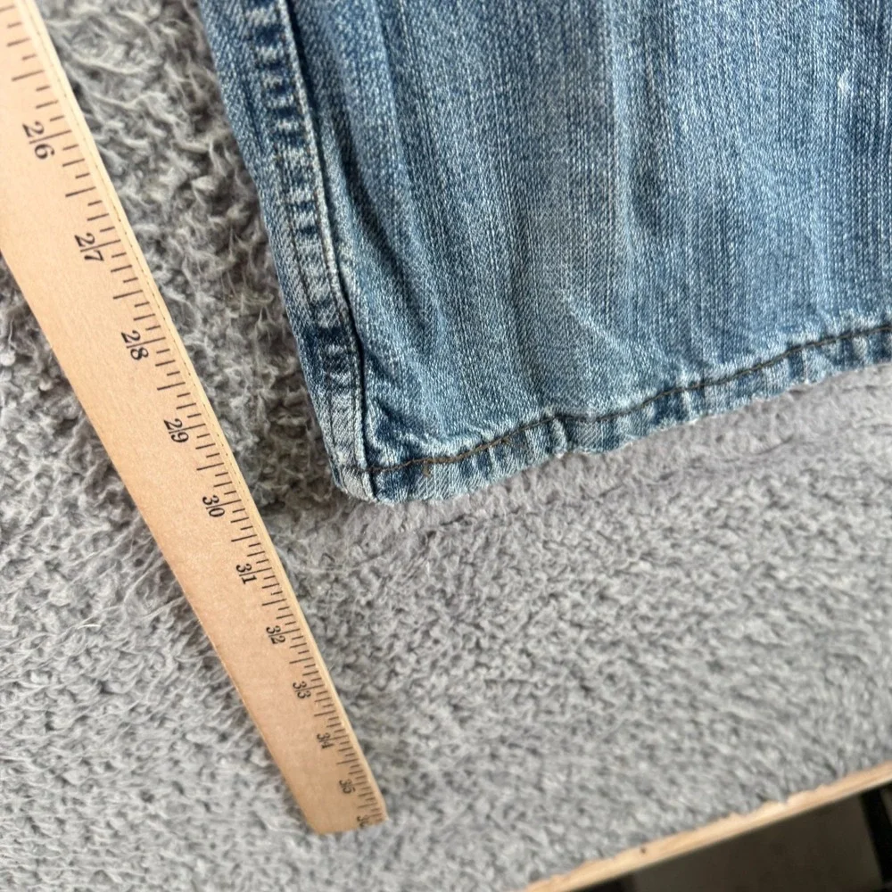 Levis before purchasing