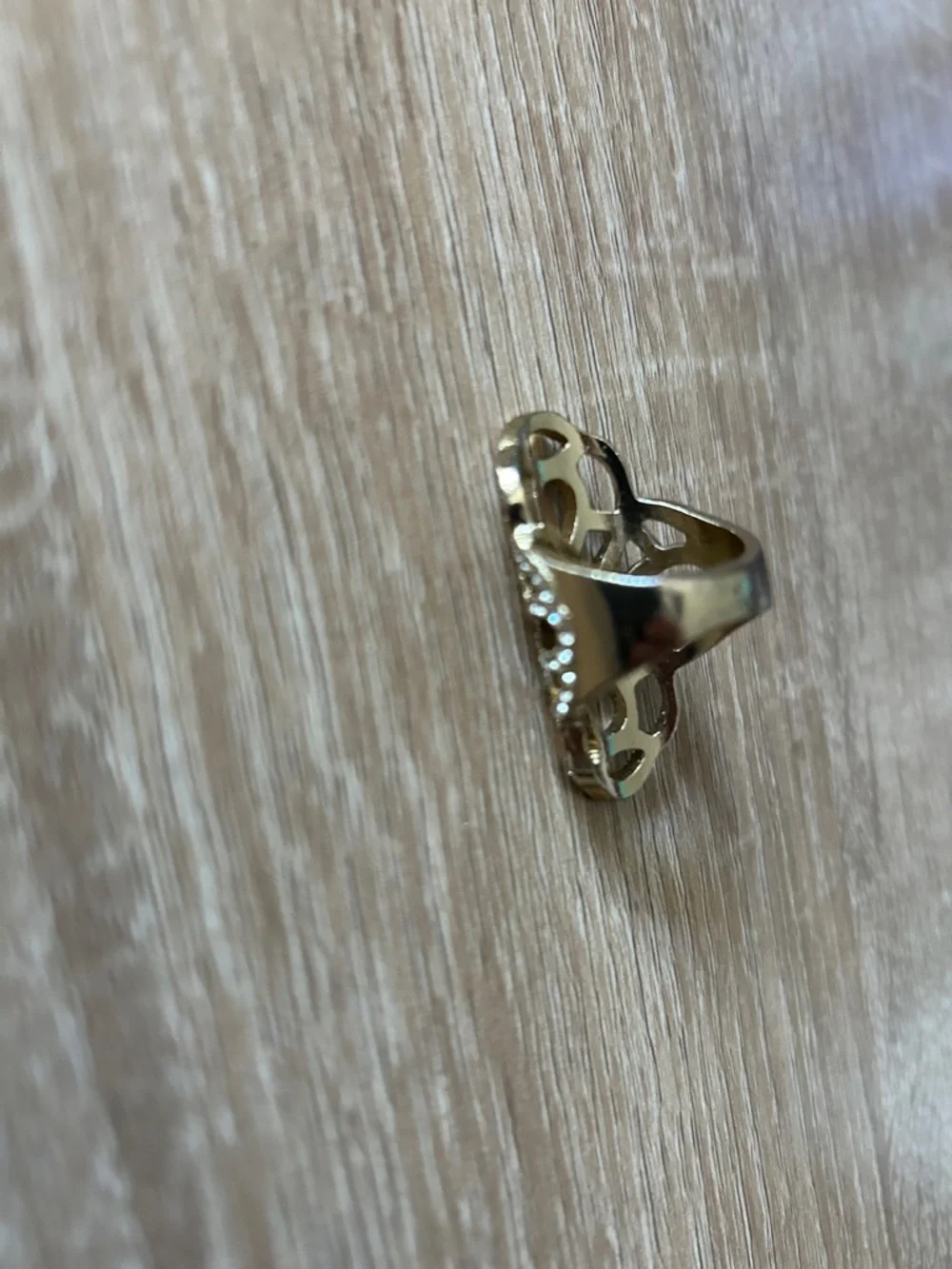 N/A elegant gold