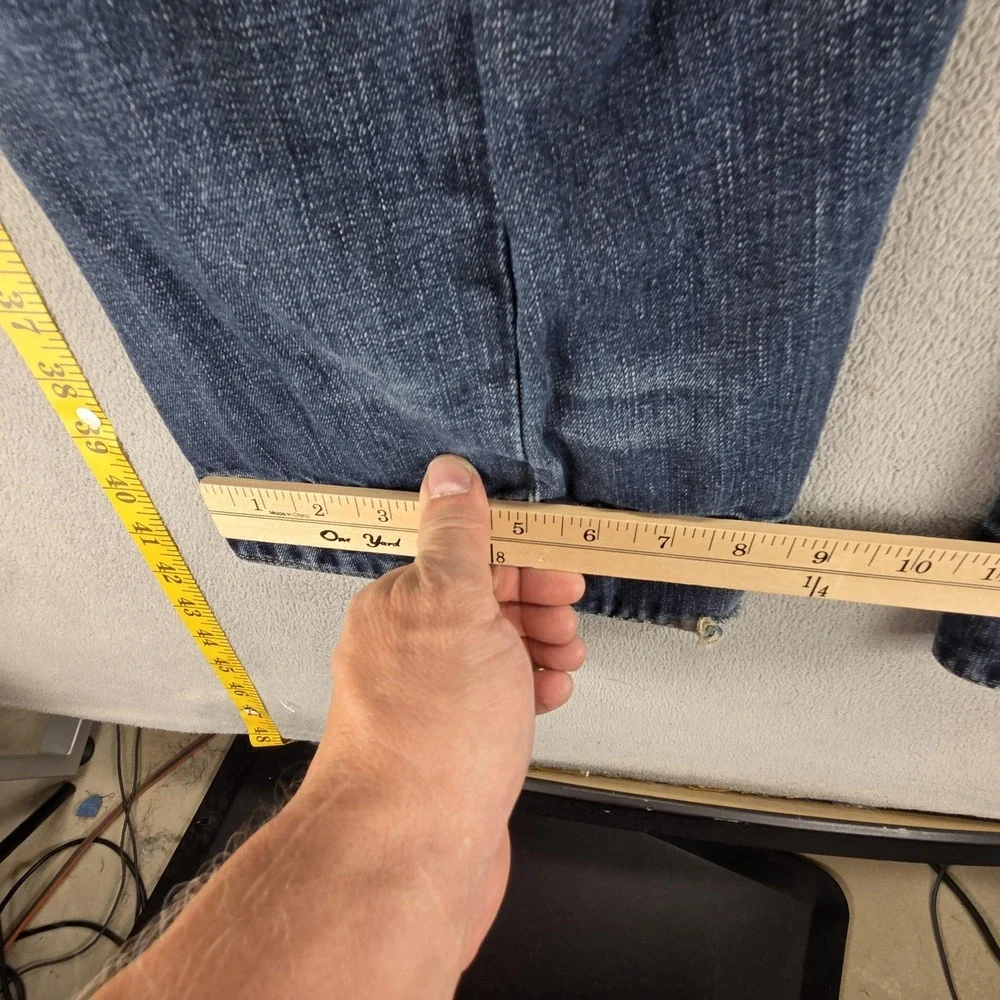 Levis 11723 important