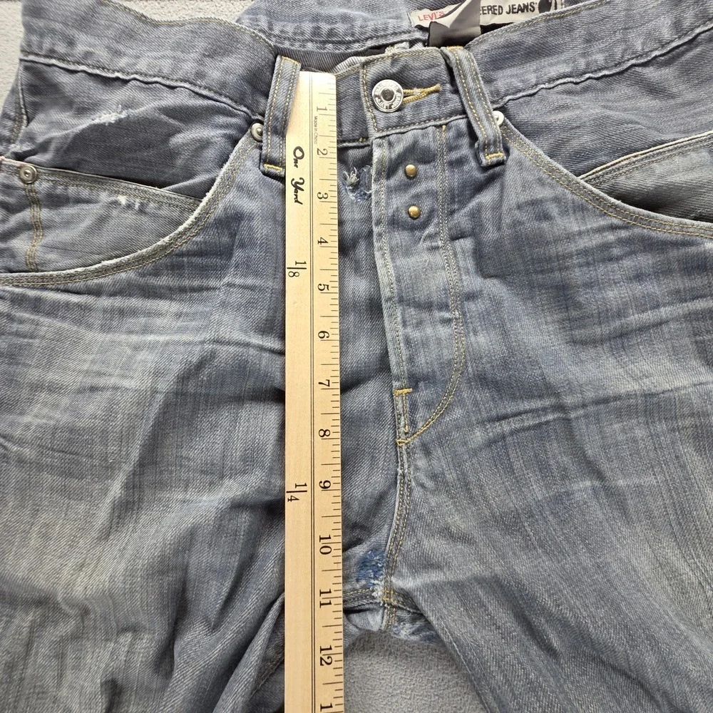 Levis 11710 important