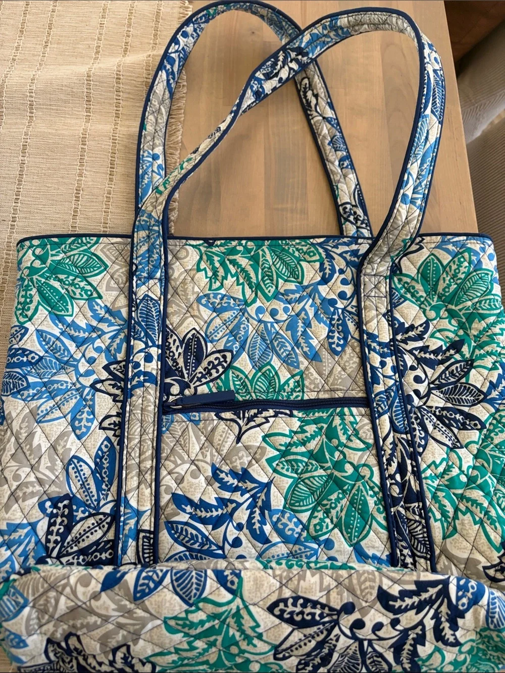 Vera Bradley bag more tote