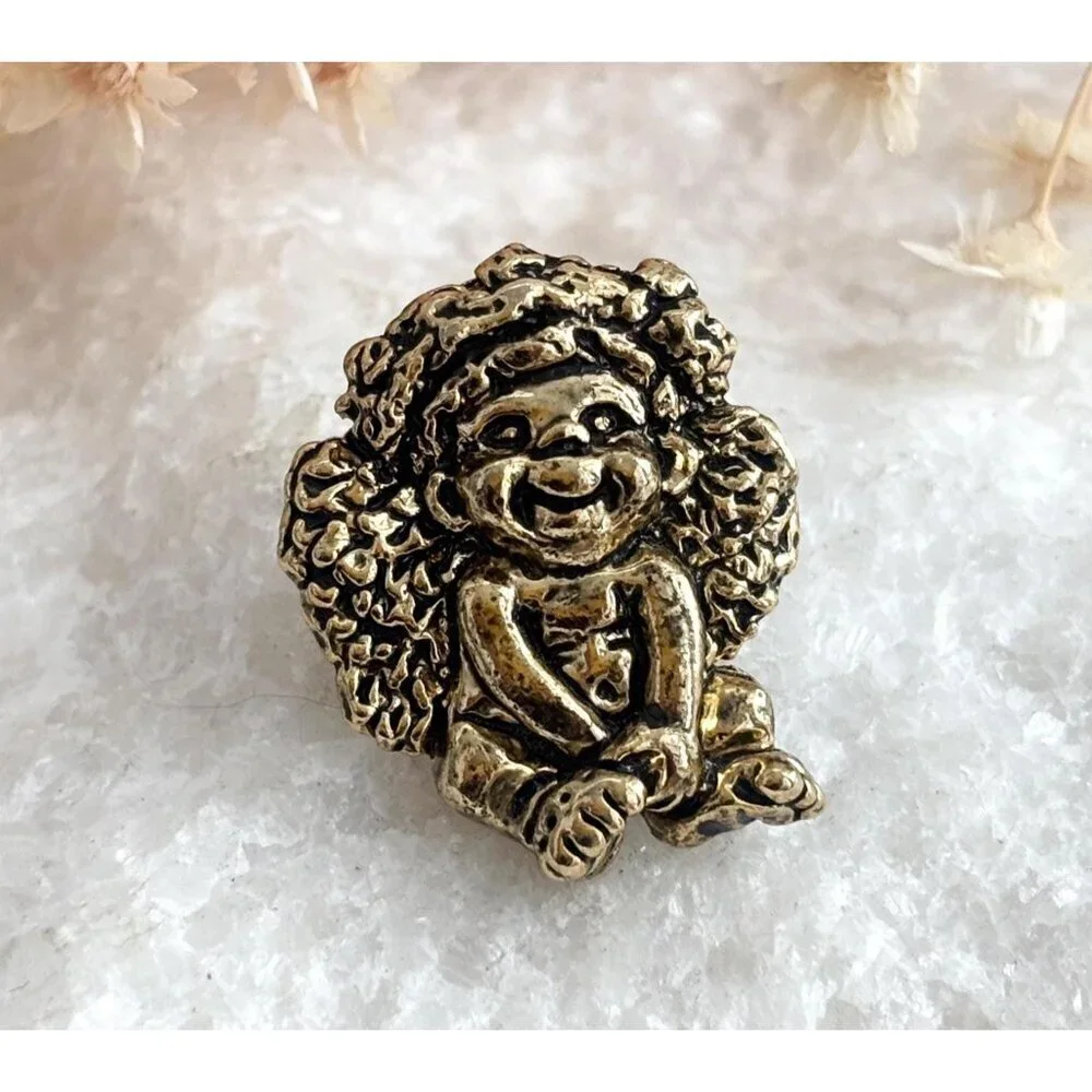 Cherub Angel Dark Gold Toned Carved Tiny Vintage Cute Jewelry Brooch | Lapel Pin