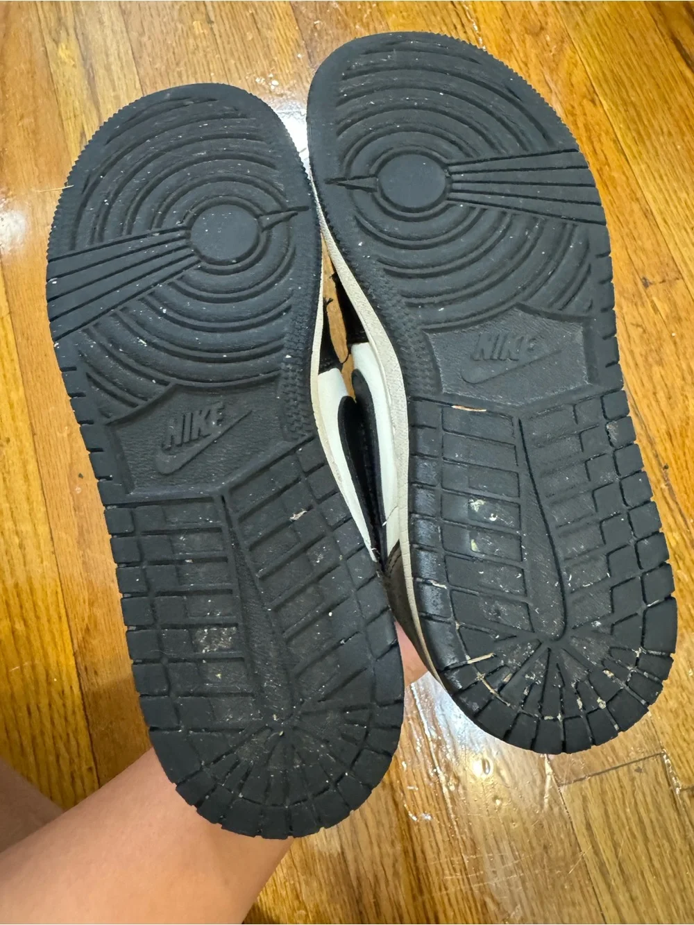 Nike classic low