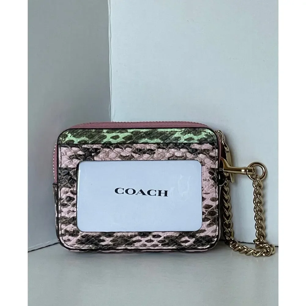 Coach zip card