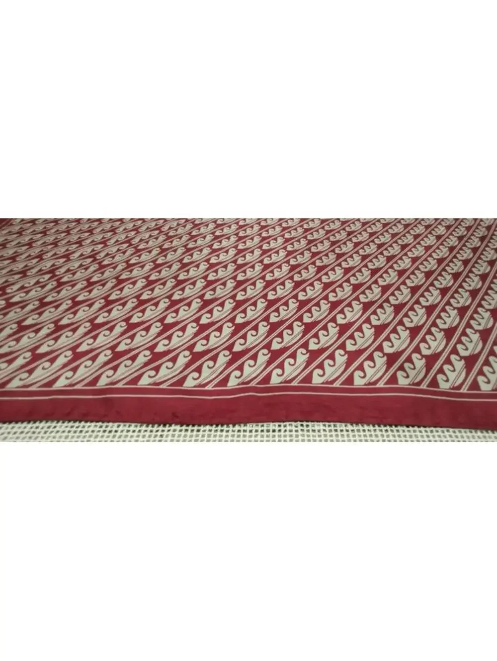 1970s Burgundy Gray ALL SILK SCARF Waves Pattern Japanese Asian Neck Mens Scarf