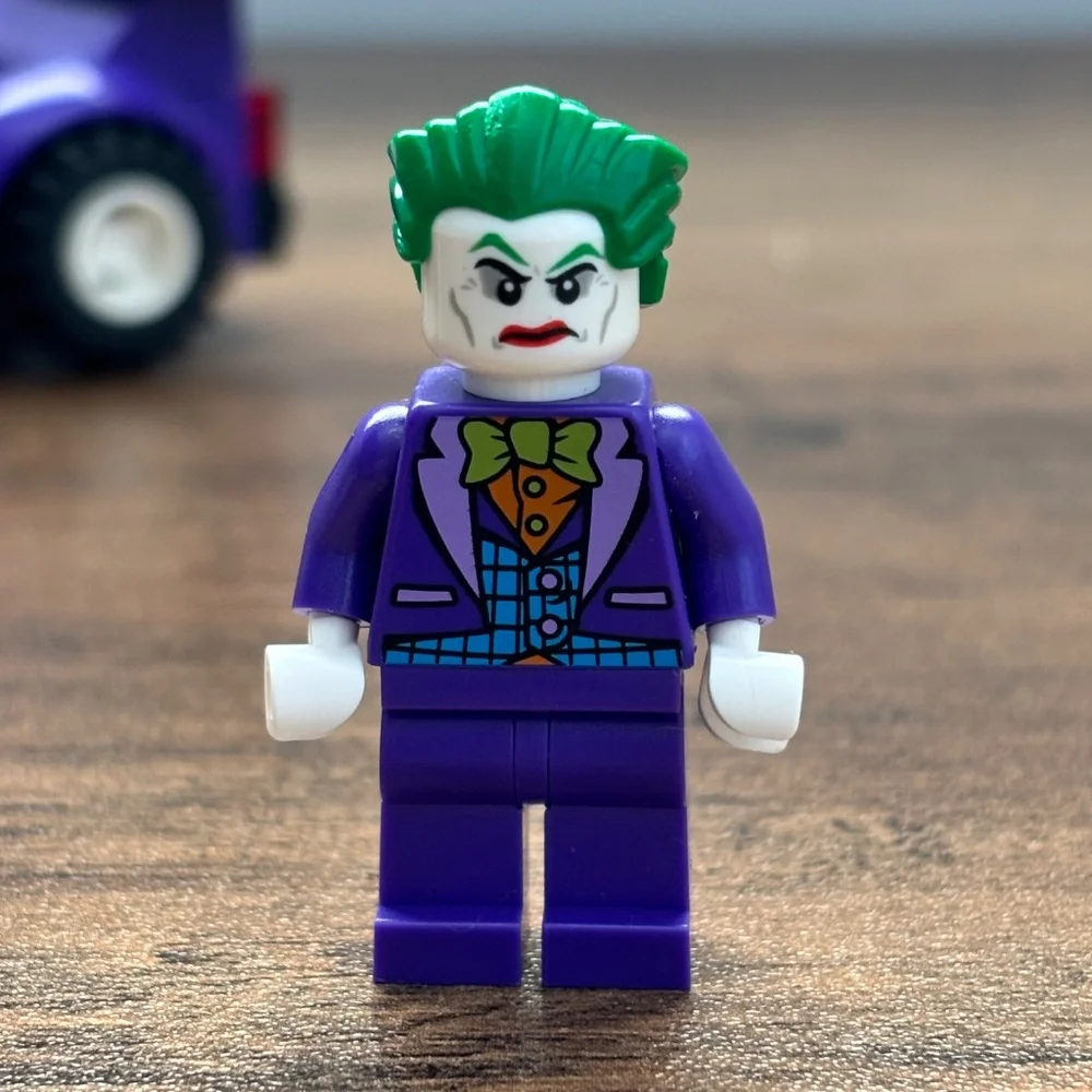 Lego joker hammer