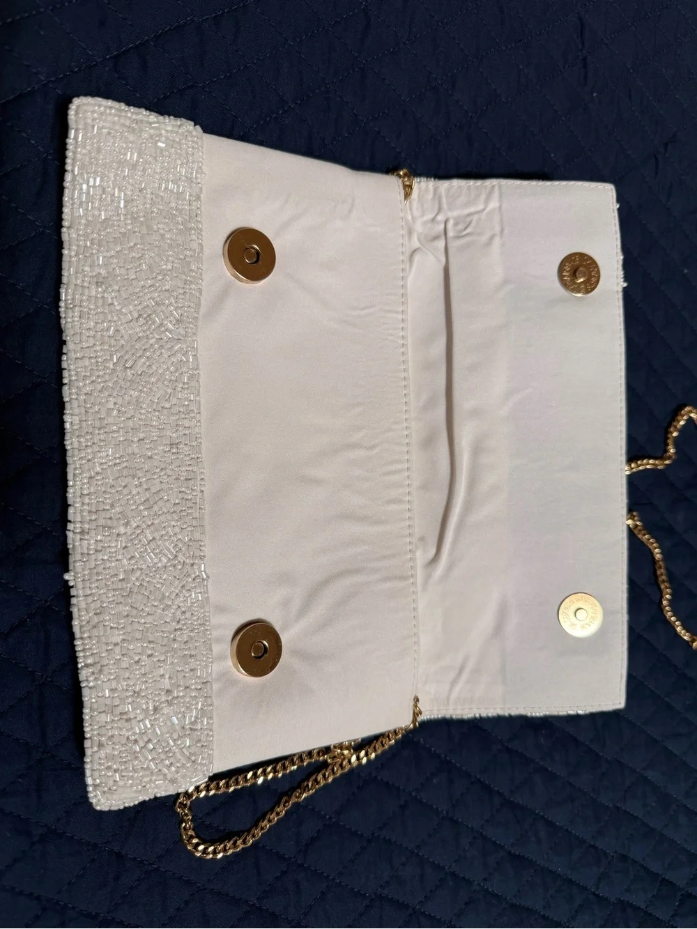 N/A elegant cream