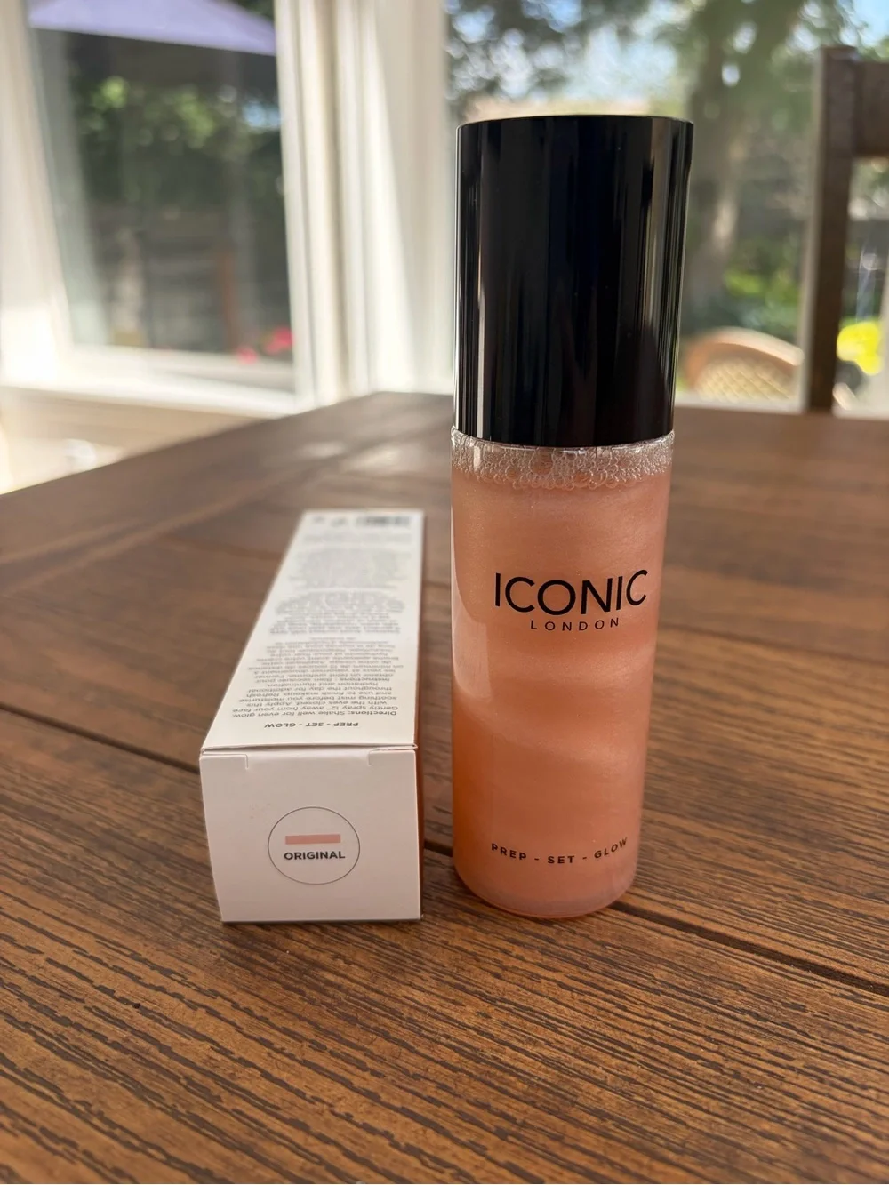 ICONIC London hydrating setting