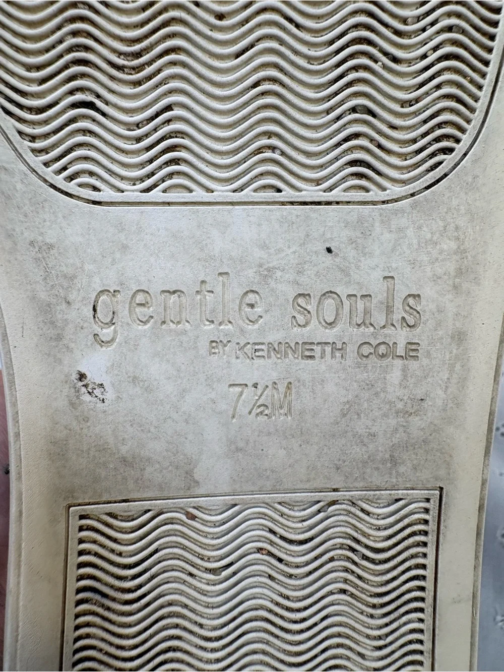 gentle souls traction brown