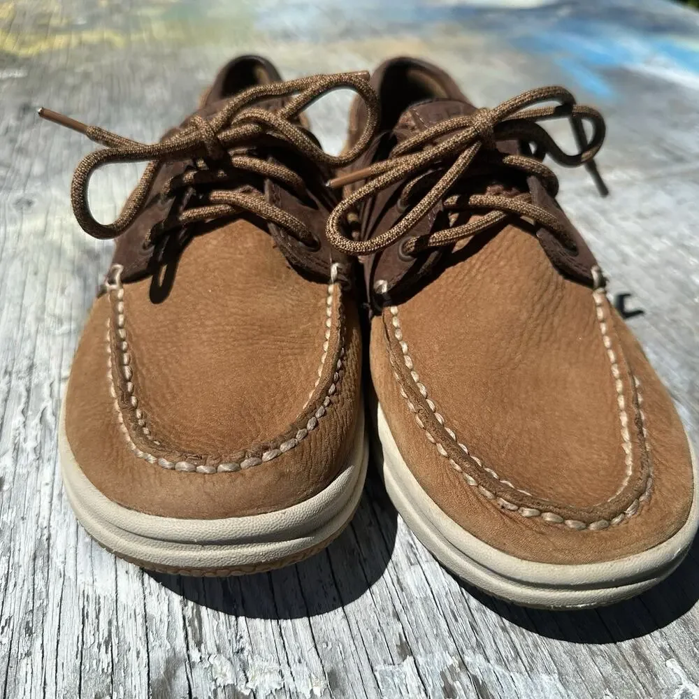 Sperry very nice