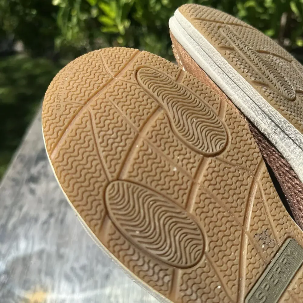 Sperry very nice