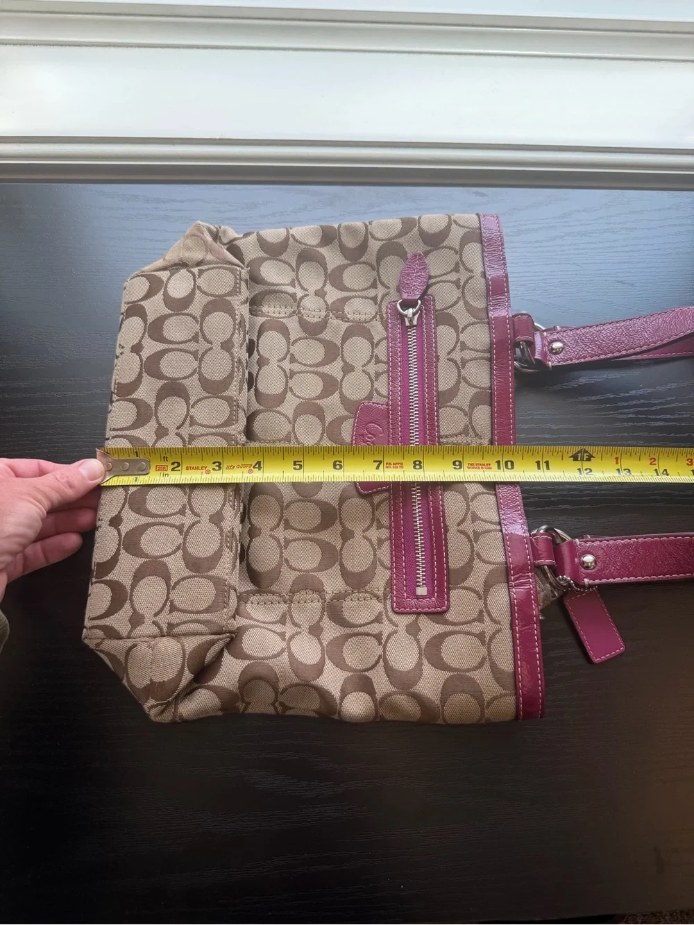 Coach tote signature