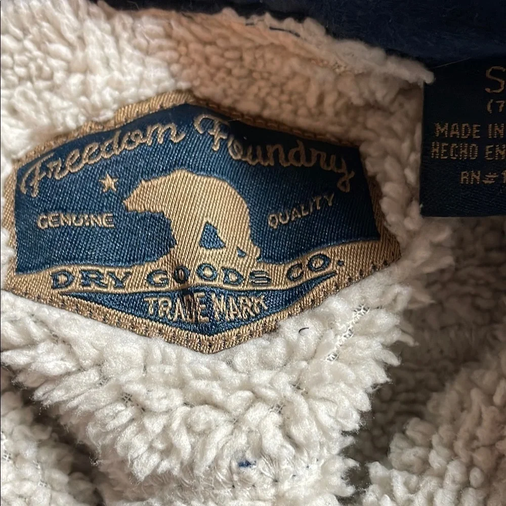Kids Blue and White Plaid Sherpa-Liner Flannel Jacket Size 7/8