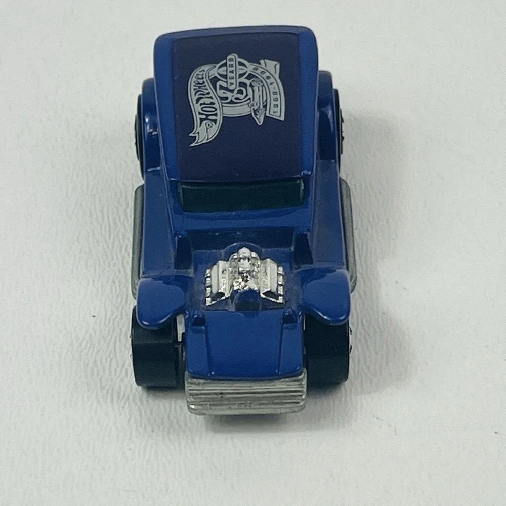 Hot Wheels please see