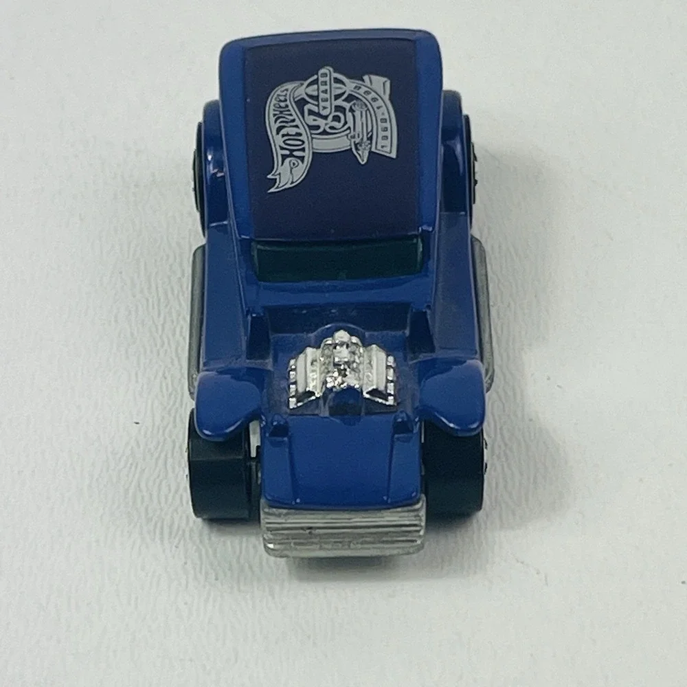 Hot Wheels please see