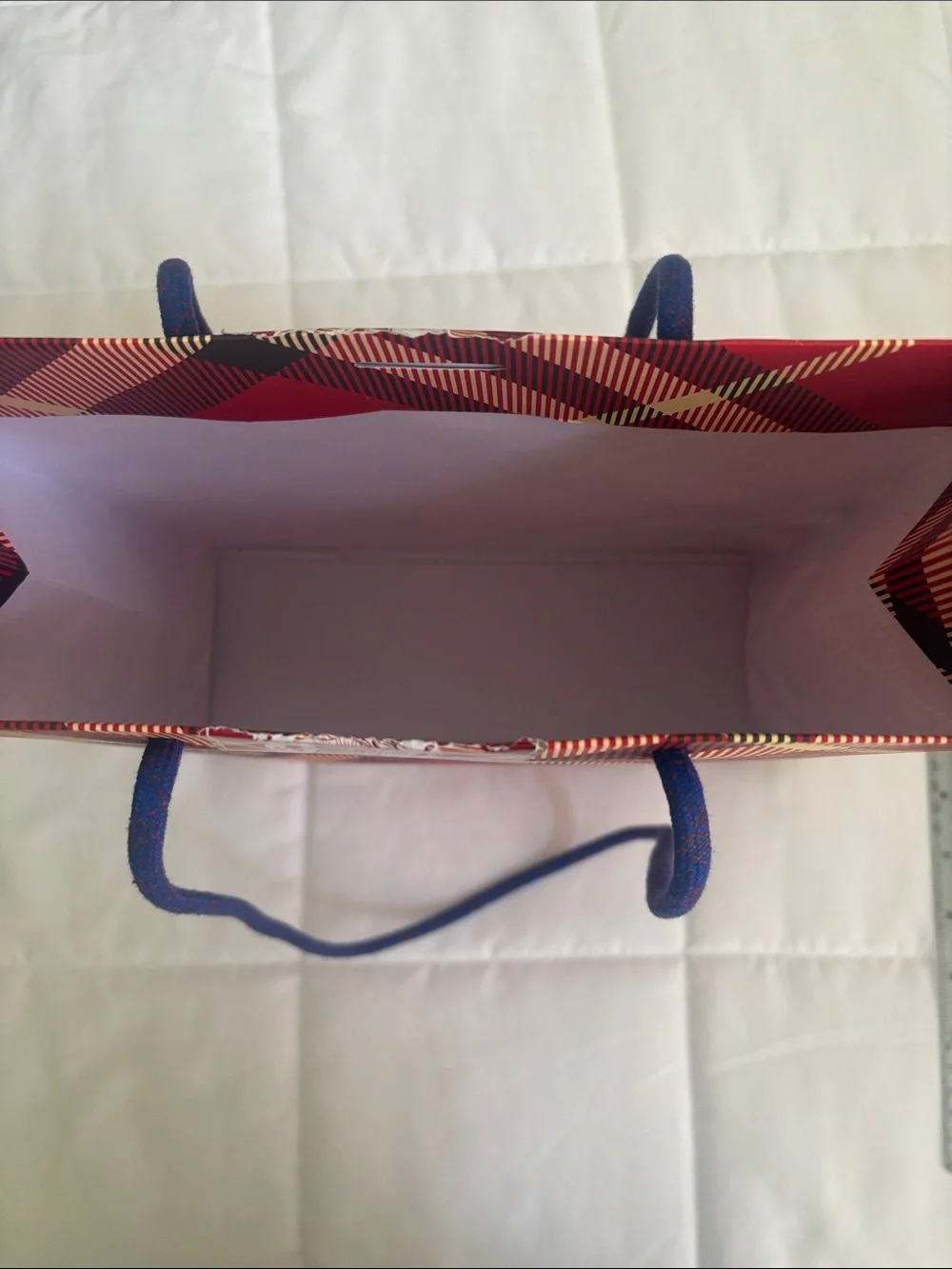 Burberry tote bold