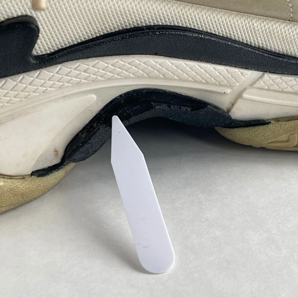 Balenciaga part piece silhouette