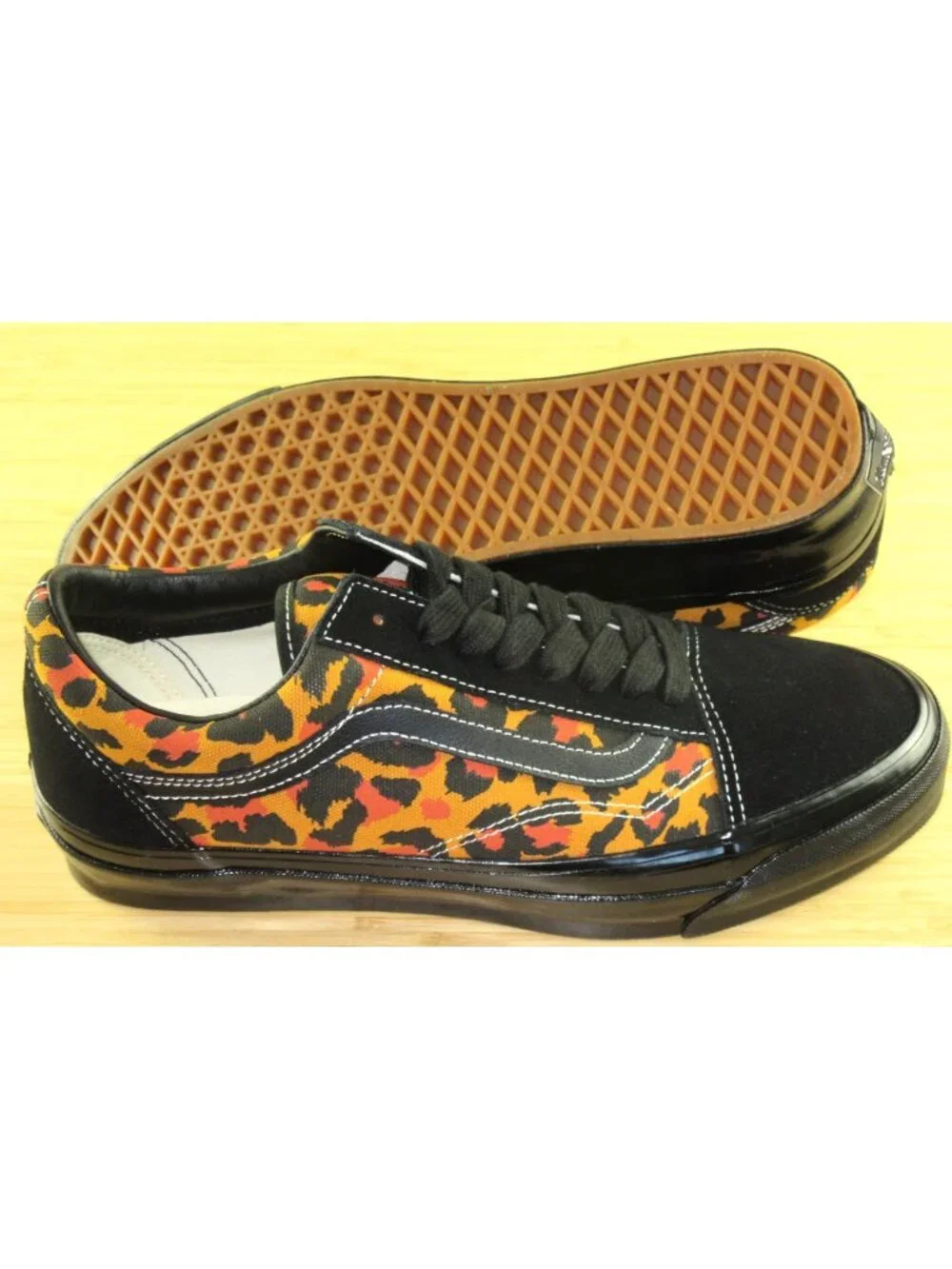 Vans suede sole
